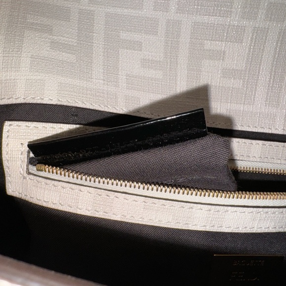 NWT Fendi Baguette Midi Bikini Girls Shoulder Bag - Picture 12 of 13